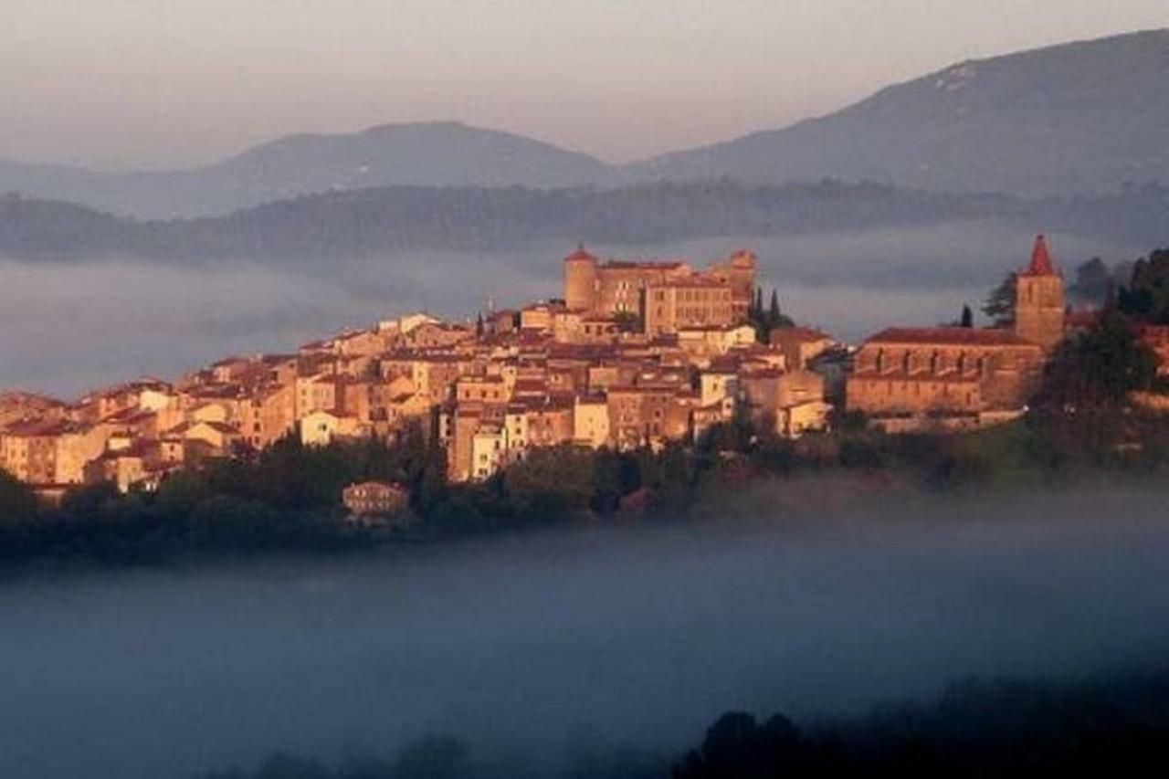 Bastide Provencale Les Muriers D'Engaspaty Seillans Dış mekan fotoğraf